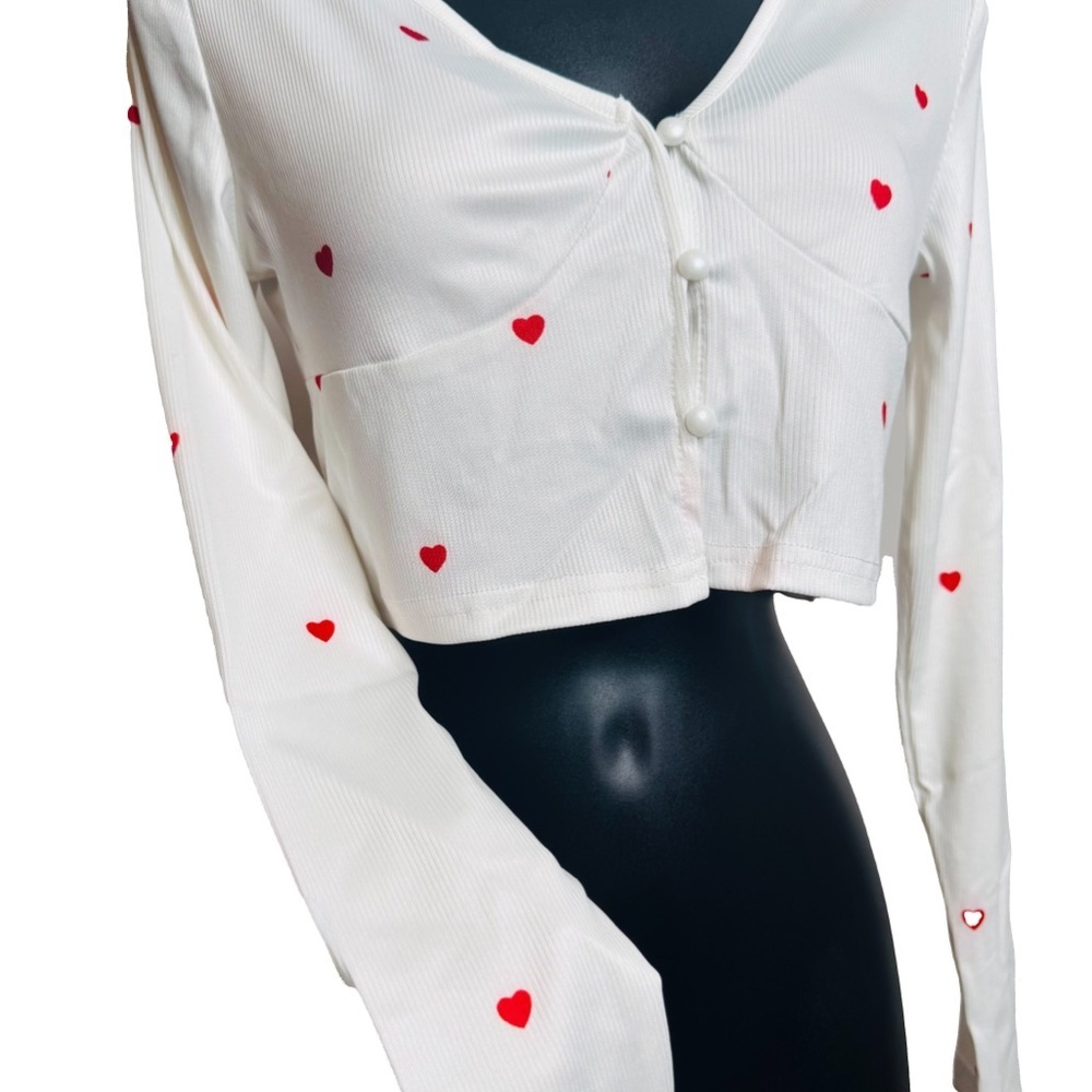 White Heart Print Crop Top - Picture 9 of 12